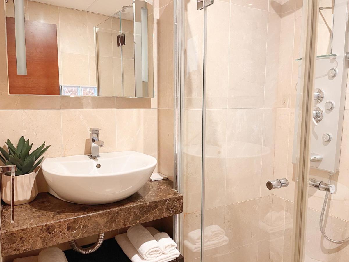 Homely Malaga Carreteria Con Piscina Exteriör bild